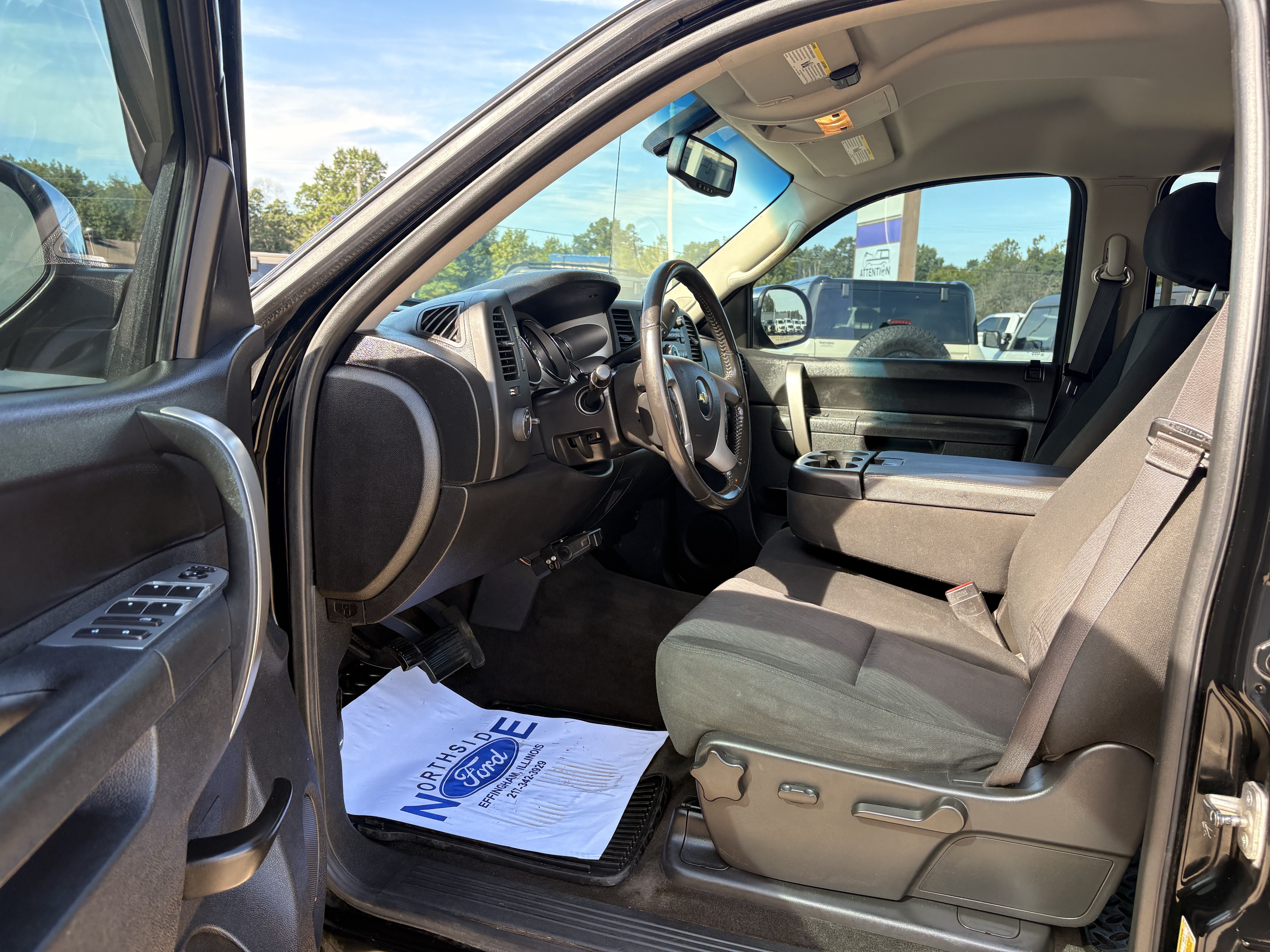 Used 2013 Chevrolet Silverado 1500 LT w/ All-Star Edition AWD/4WD image 10