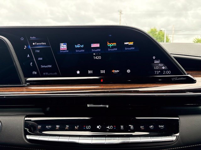 Used 2023 Cadillac Escalade ESV Premium Luxury w/ LPO, Floor Liner Package AWD/4WD image 27