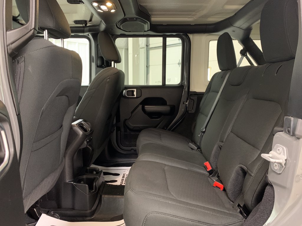 Used 2019 Jeep Wrangler Unlimited Sport S AWD/4WD image 18