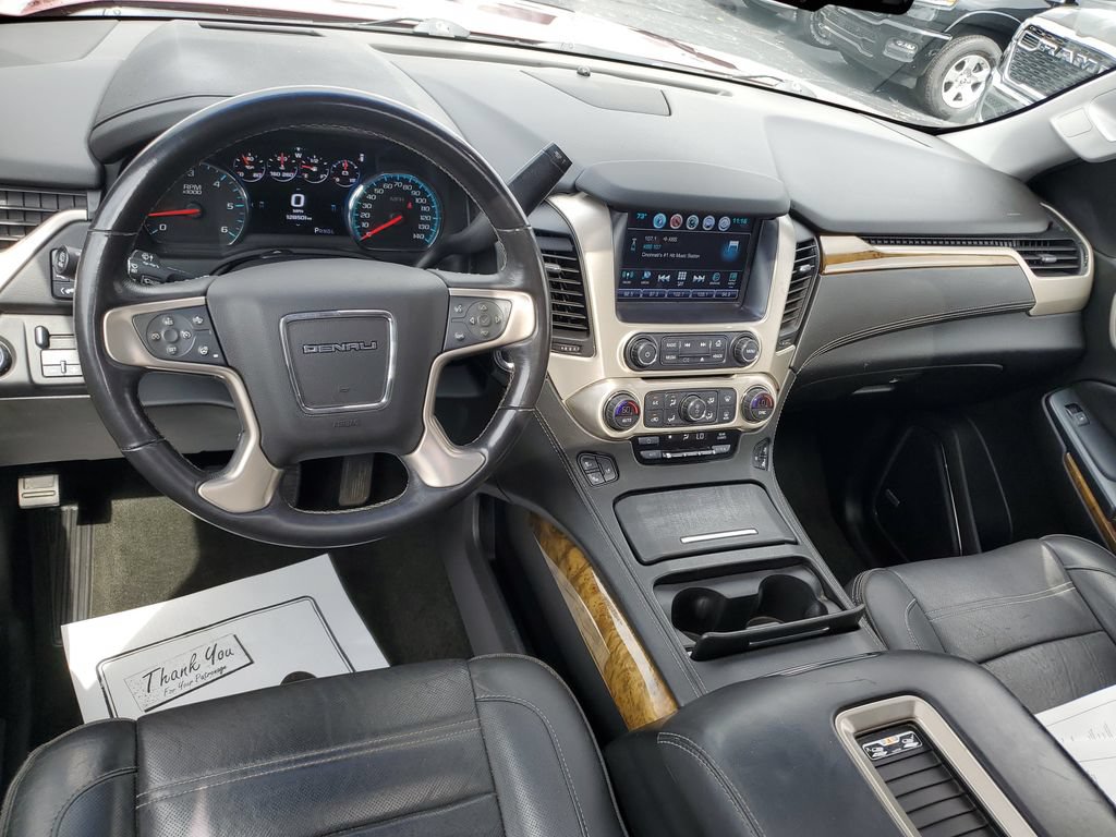 Used 2017 GMC Yukon XL Denali w/ Open Road Package AWD/4WD image 9