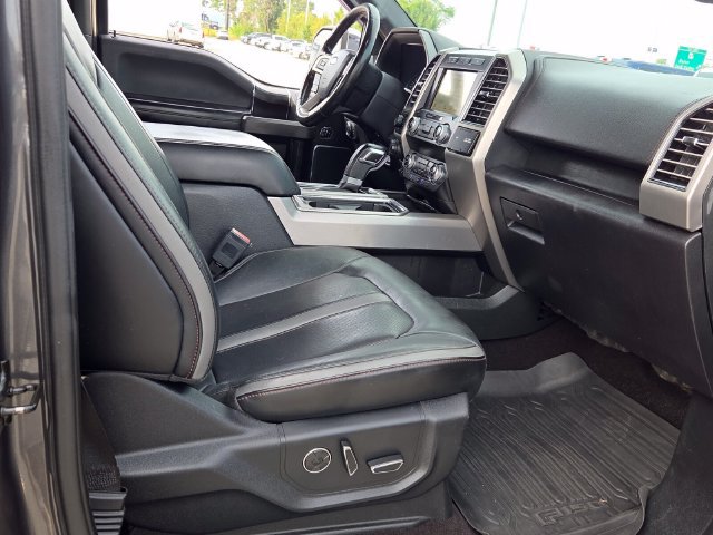 Used 2019 Ford F150 Platinum w/ Equipment Group 701A Luxury AWD/4WD image 18