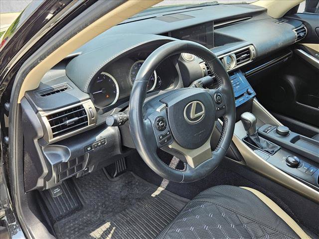 Used 2014 Lexus IS 250 RWD image 9