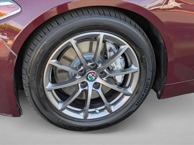 Used 2019 Alfa Romeo Giulia image 22