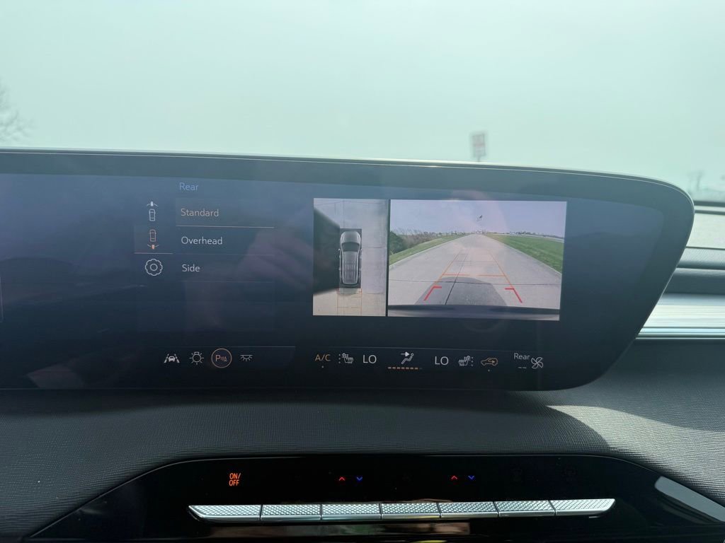 Used 2025 Buick Enclave Preferred w/ LPO, All-Weather Package image 43