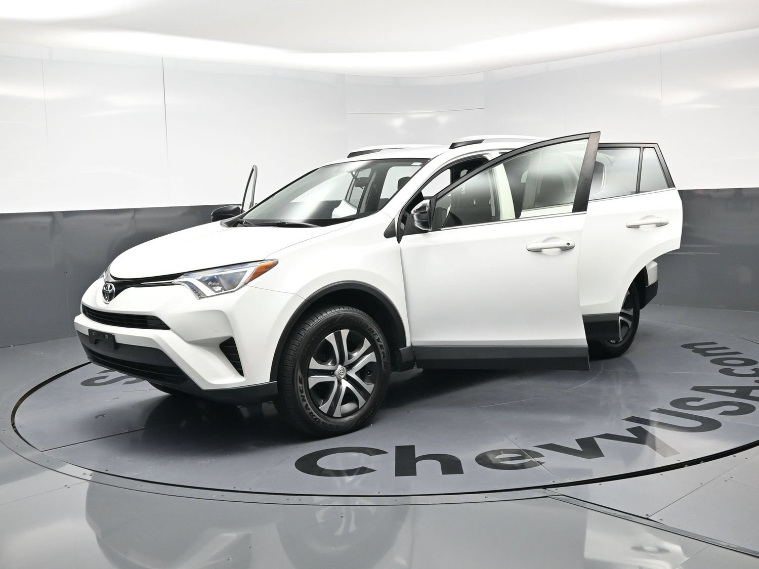 Used 2016 Toyota RAV4 LE AWD/4WD image 21