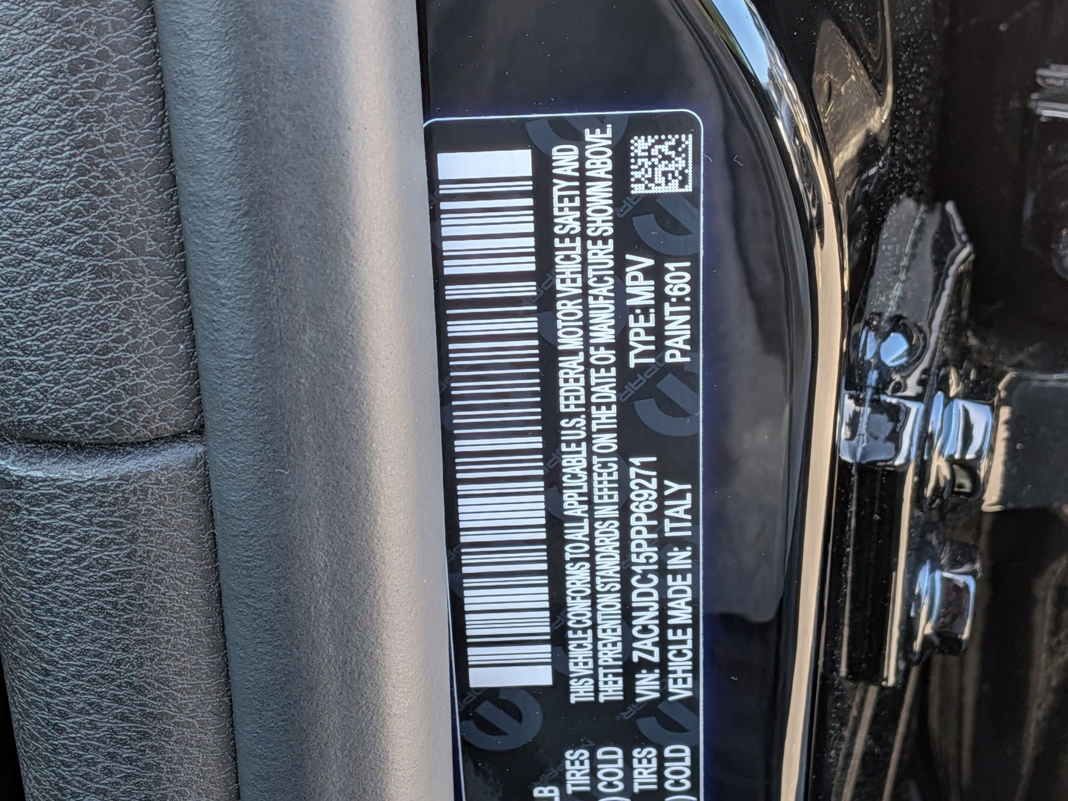 Used 2023 Jeep Renegade Trailhawk AWD/4WD image 38