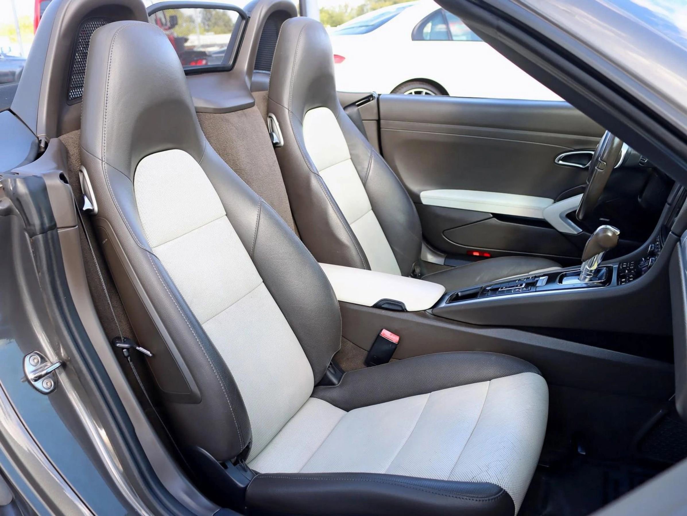 Used 2013 Porsche Boxster image 28