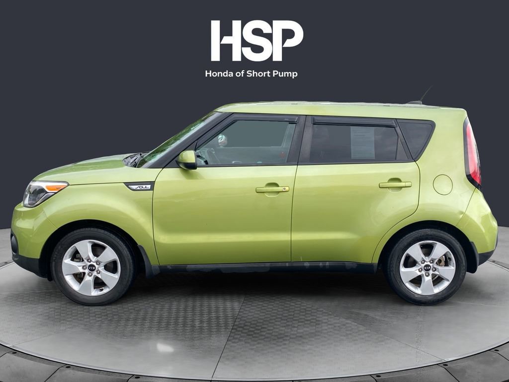 Used 2018 Kia Soul w/ Option Group 020 FWD image 2