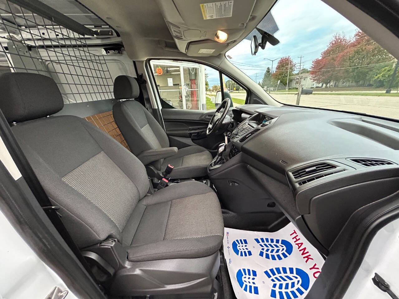 Used 2018 Ford Transit Connect XL image 32
