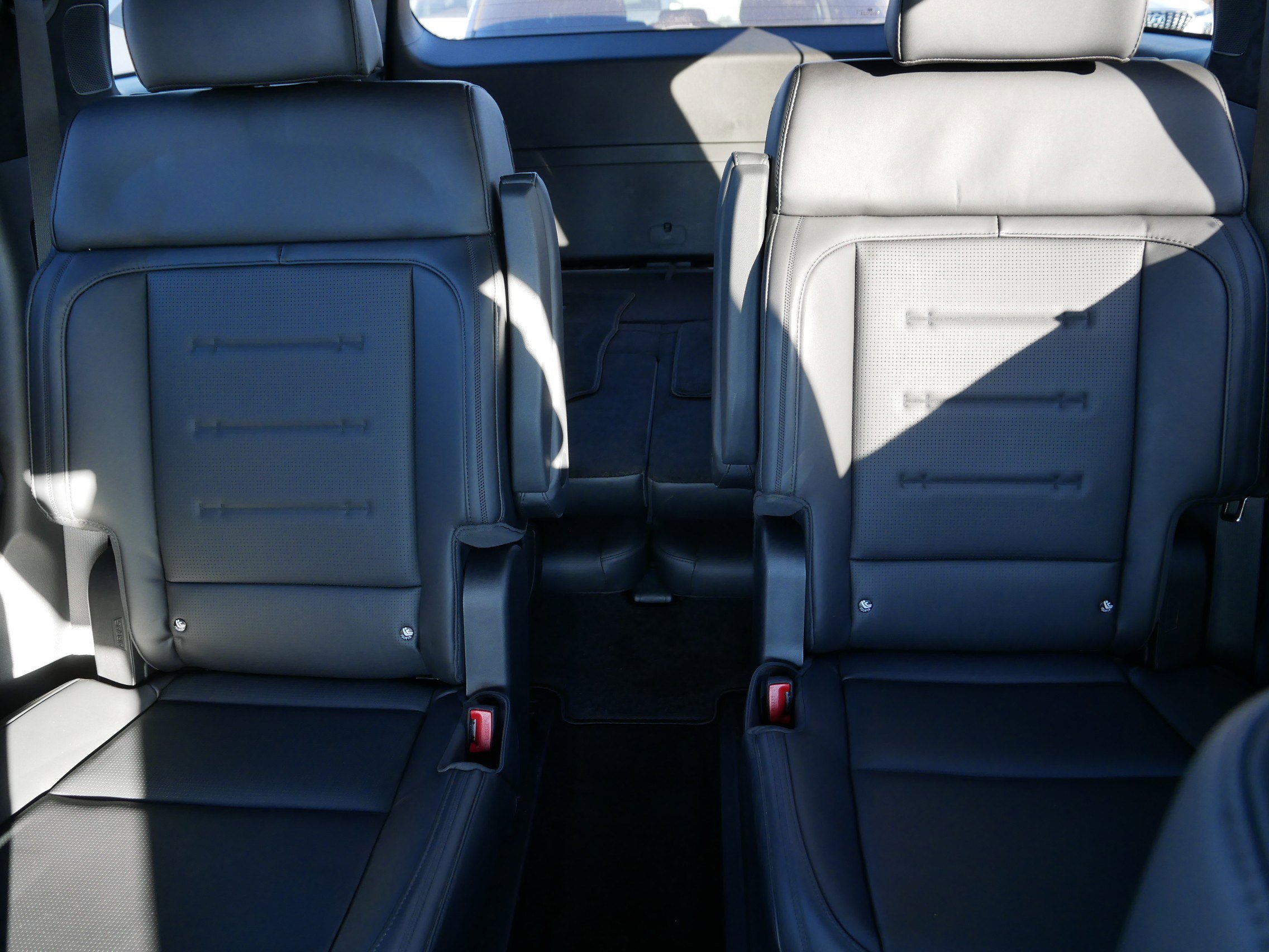 Used 2025 Hyundai Santa Fe Calligraphy image 13