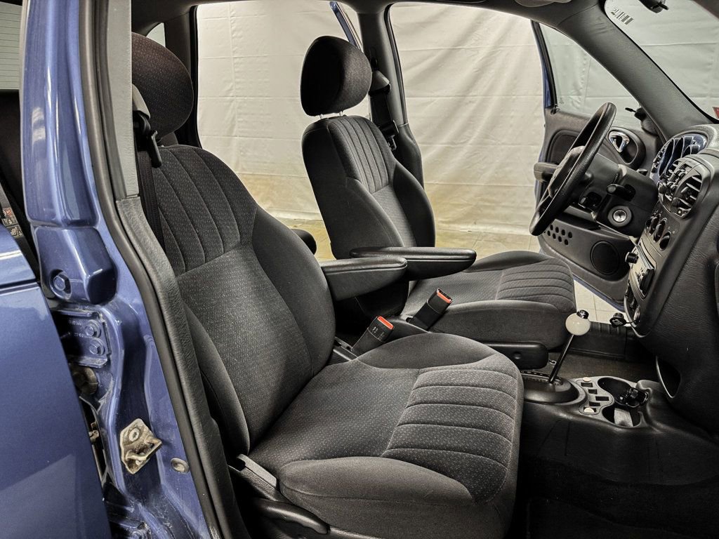 Used 2003 Chrysler PT Cruiser FWD image 12