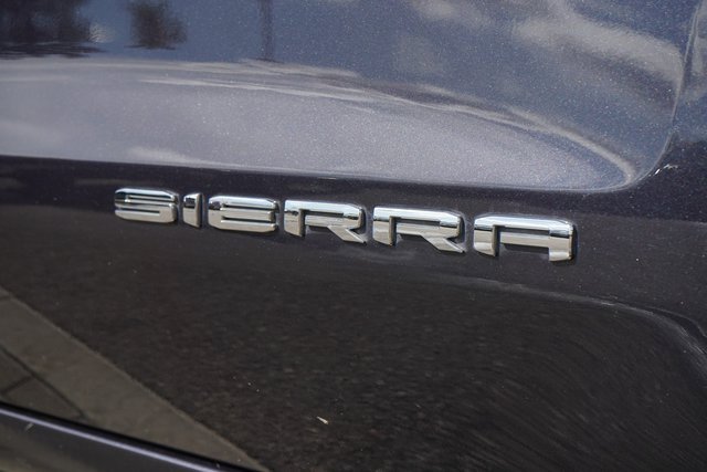 Used 2023 GMC Sierra 1500 SLE image 13
