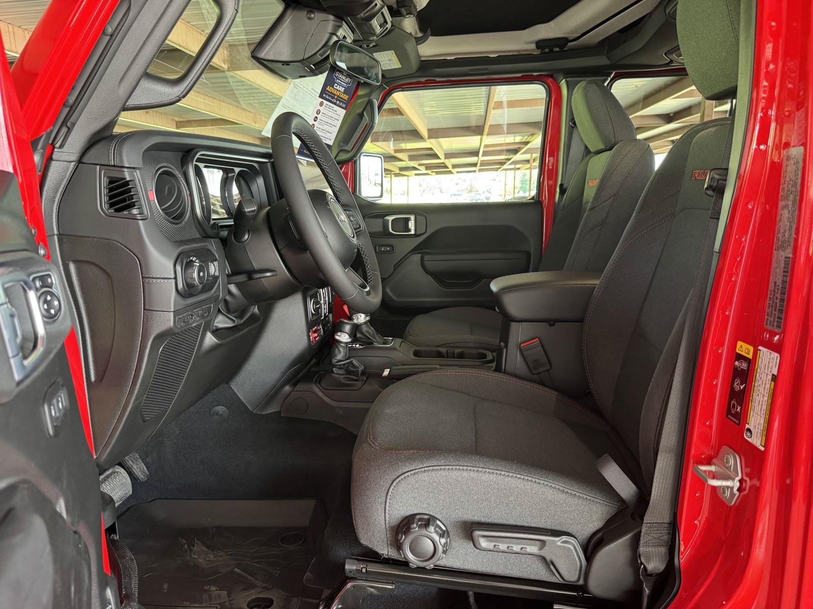 New 2026 Jeep Wrangler Unlimited Rubicon AWD/4WD image 26