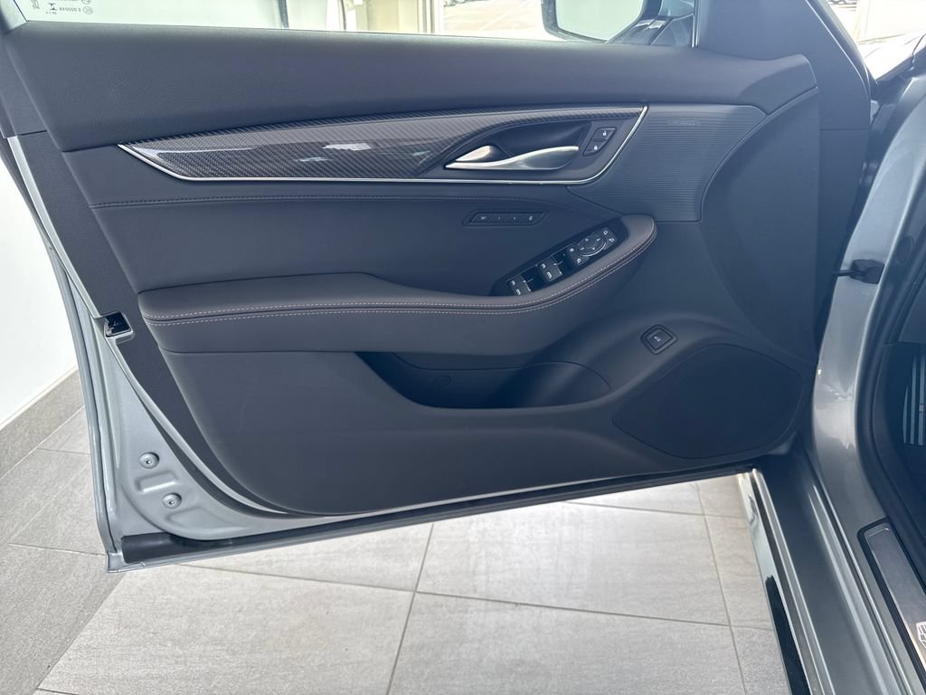 New 2026 Cadillac CT5 Sport w/ Technology Package RWD image 9