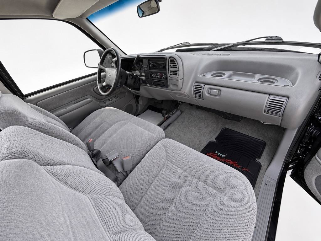 Used 1995 Chevrolet Silverado 1500 4x4 Regular Cab image 17
