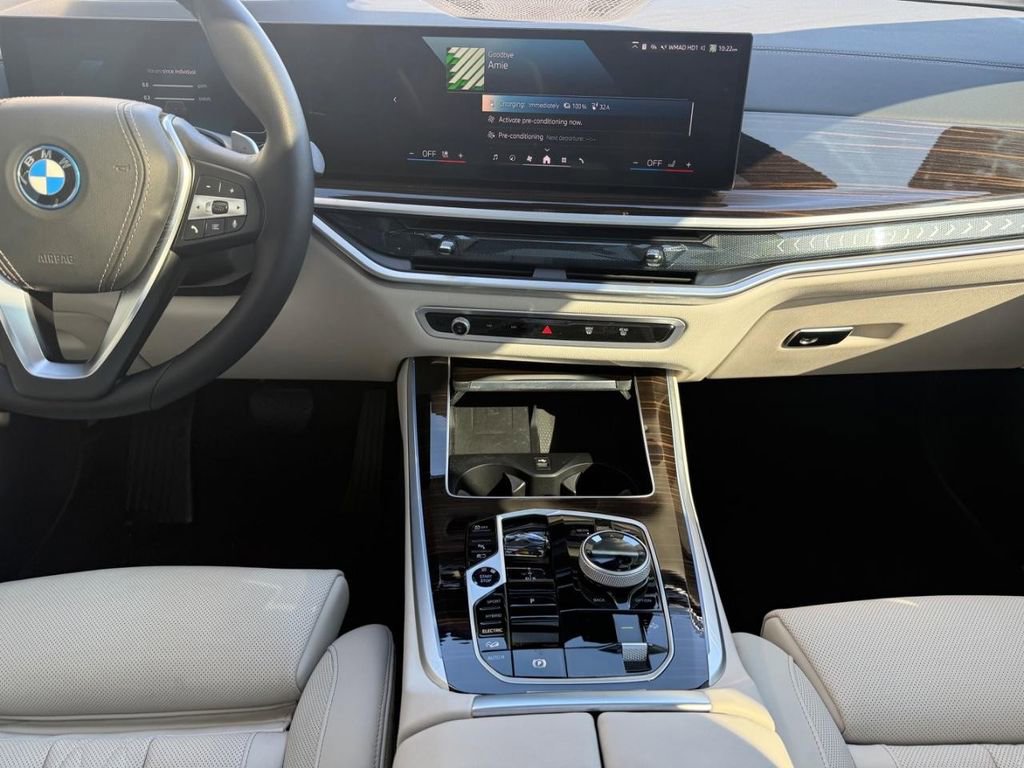 Certified 2025 BMW X5 xDrive50e w/ Executive Package image 11