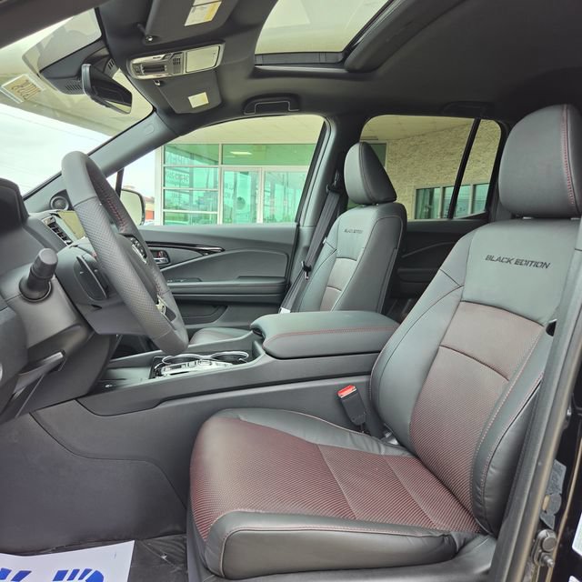 New 2026 Honda Ridgeline Black Edition image 9