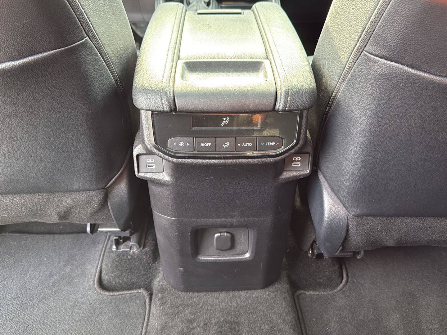 Used 2026 Toyota Grand Highlander AWD image 22