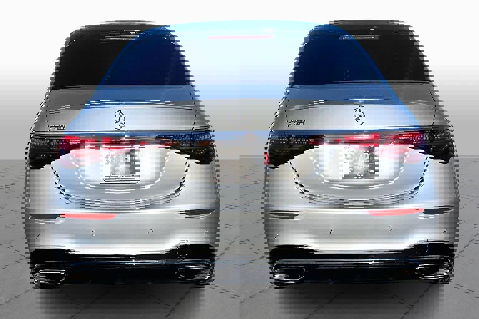 Used 2023 Mercedes-Benz S 580 4MATIC Sedan image 9