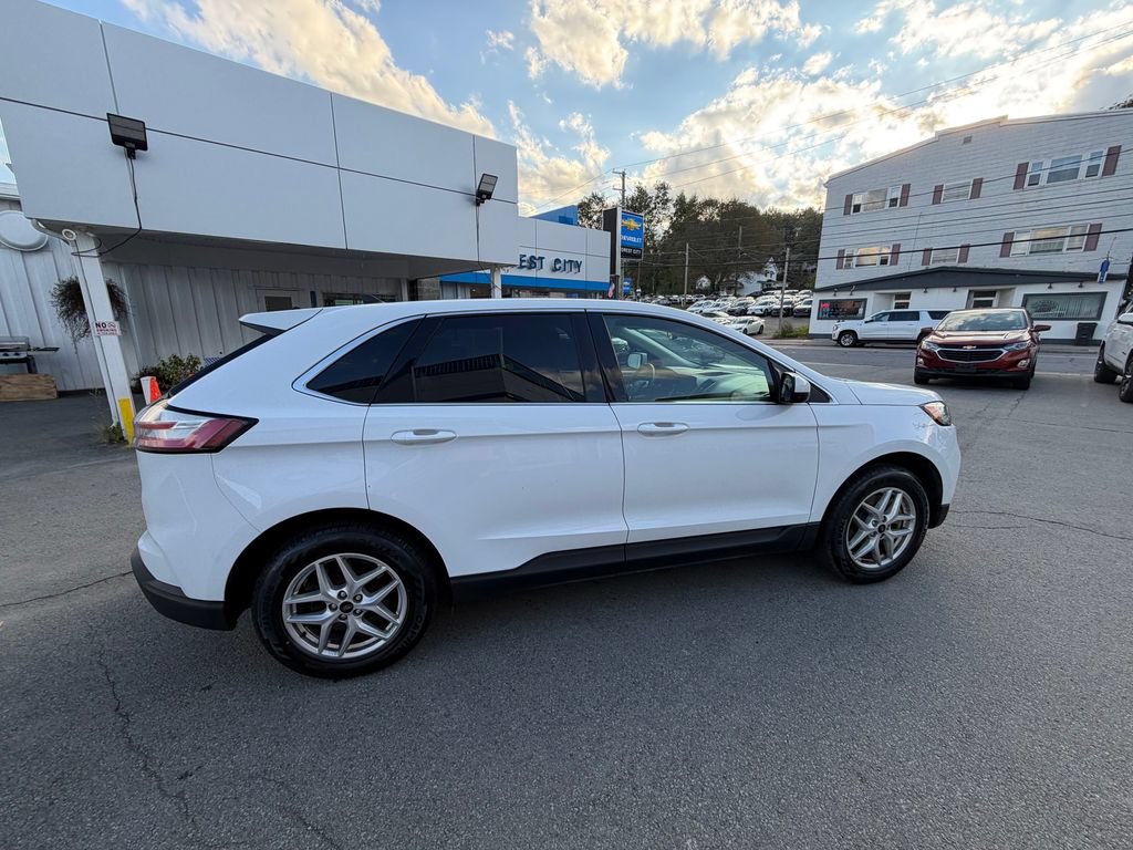 Used 2024 Ford Edge SEL AWD/4WD image 6
