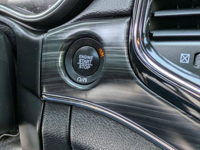 Used 2019 Jeep Grand Cherokee Limited X image 23