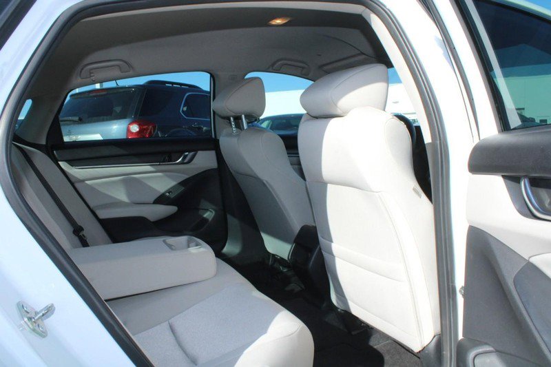 Used 2018 Honda Accord Sedan image 13