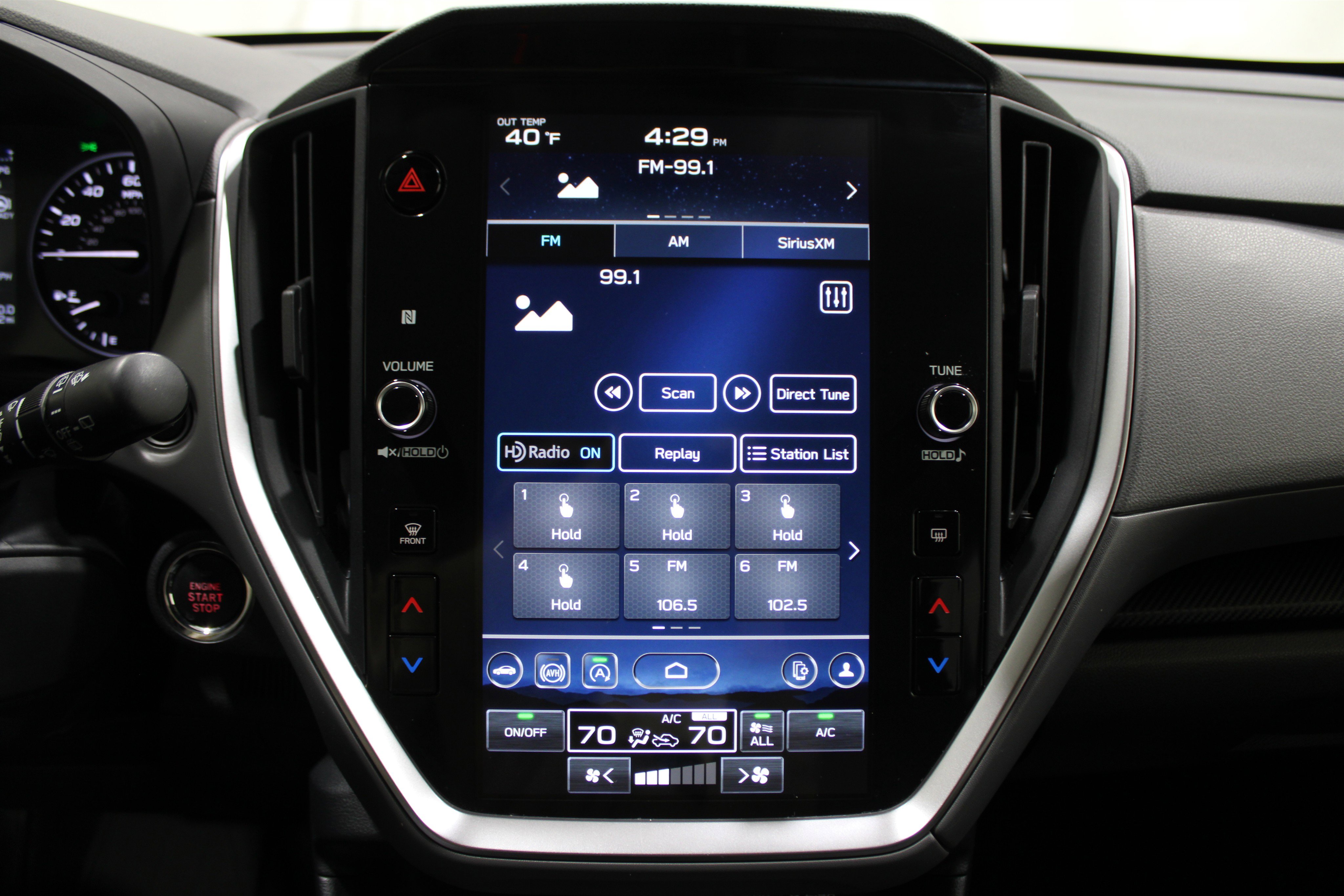 Used 2025 Subaru Crosstrek 2.0i Premium image 14