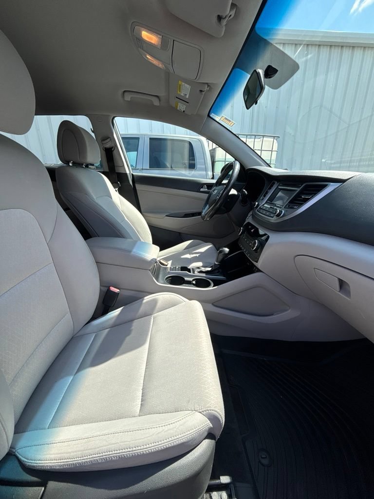 Used 2017 Hyundai Tucson Sport FWD image 24