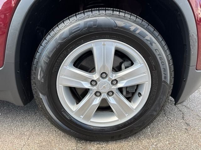 Used 2017 Chevrolet Trax LT w/ LT Convenience Package FWD image 30