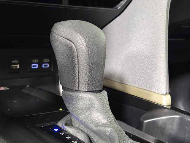 Used 2025 Toyota Camry LE image 20