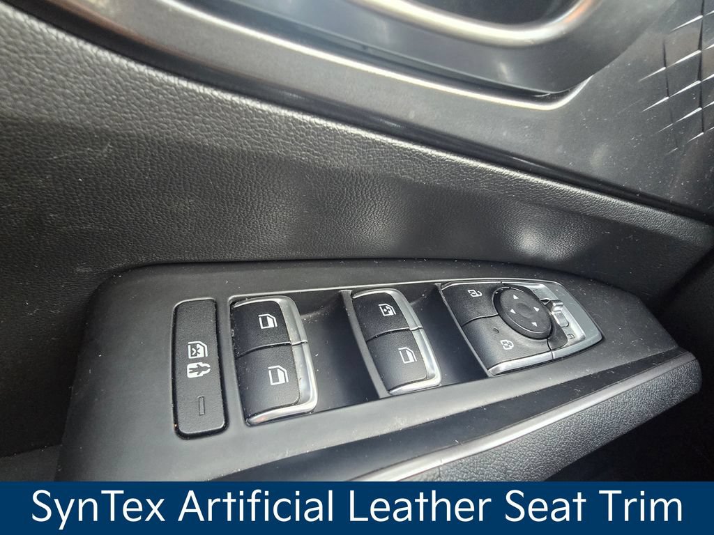 Used 2022 Kia Sorento S w/ Panoramic Sunroof Package FWD image 22