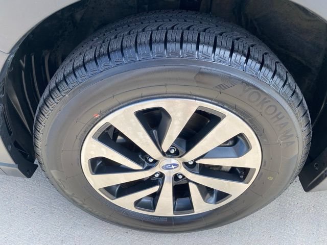 Certified 2024 Subaru Outback Premium AWD/4WD image 25