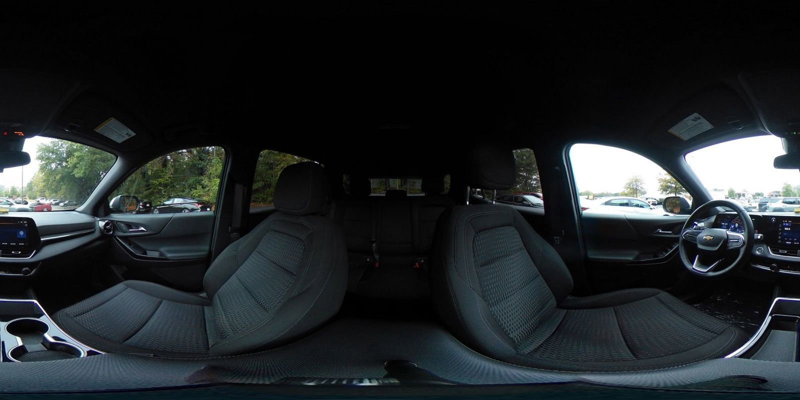 Used 2025 Chevrolet Equinox LT image 42