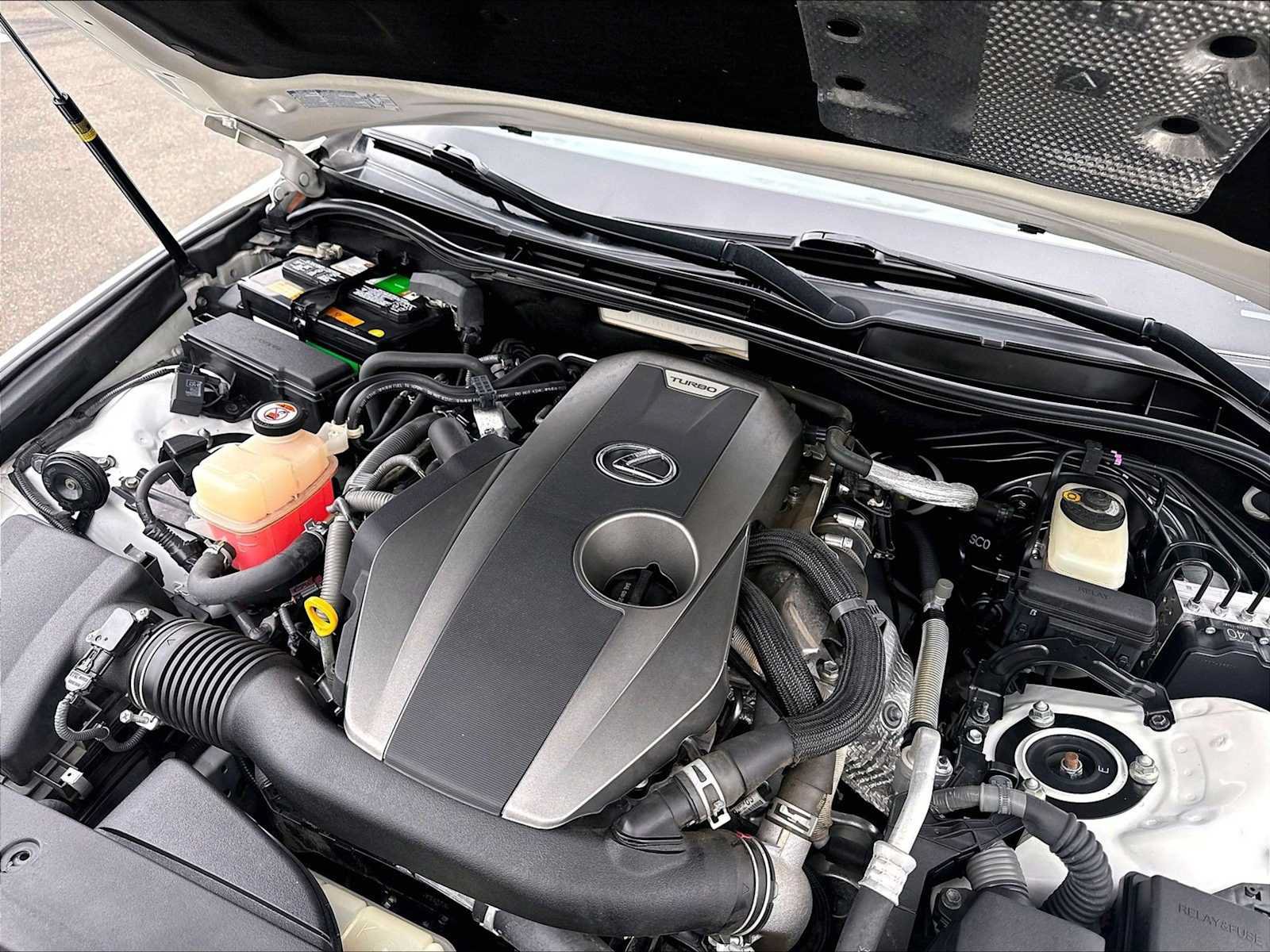 Used 2017 Lexus IS 200t RWD image 33