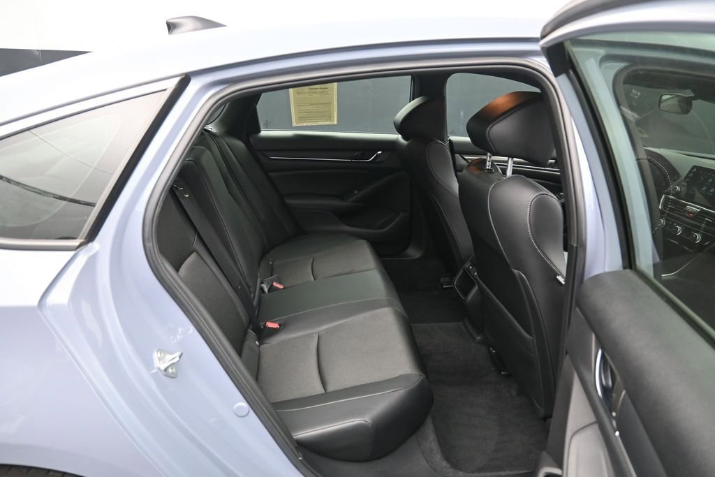 Used 2022 Honda Accord Sport image 12