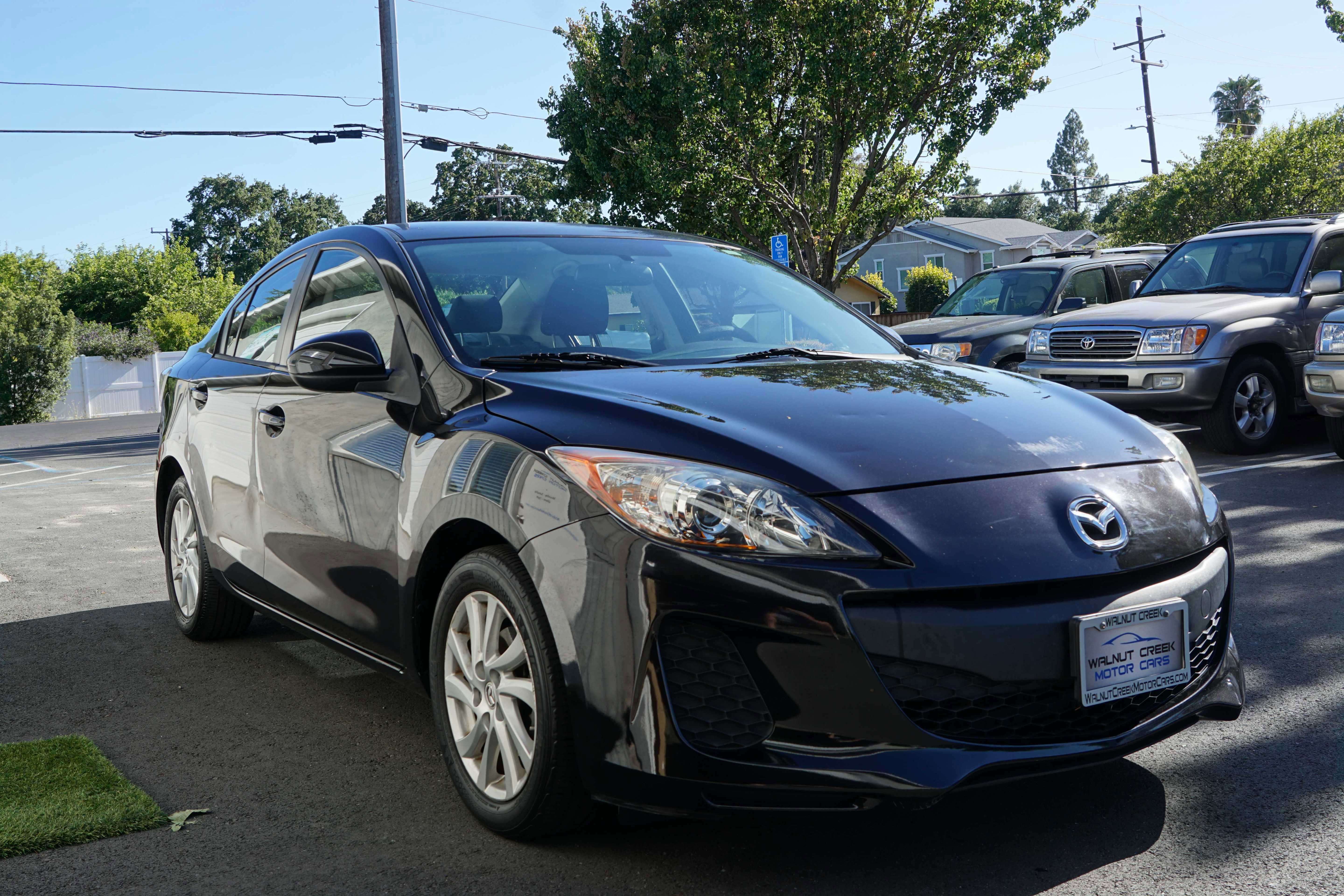 Used 2012 MAZDA MAZDA3 i Touring FWD image 7