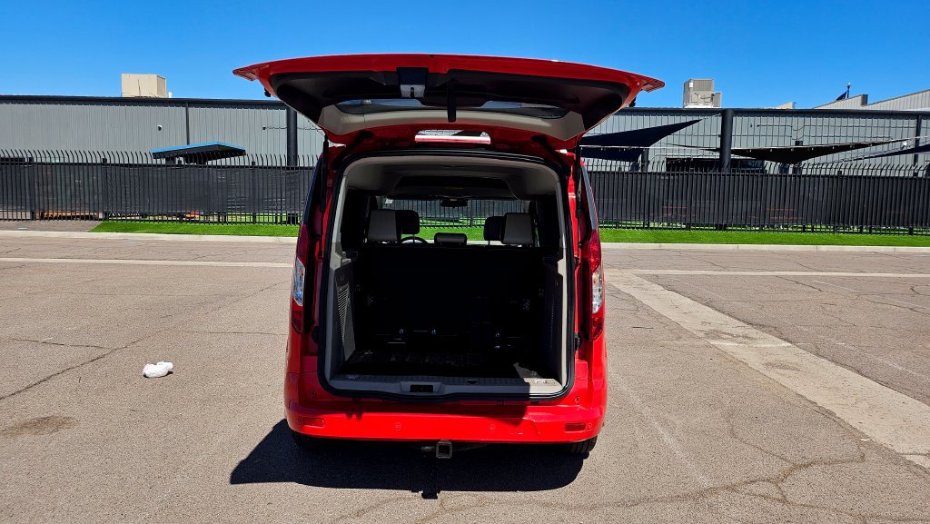 Used 2015 Ford Transit Connect XLT FWD image 13