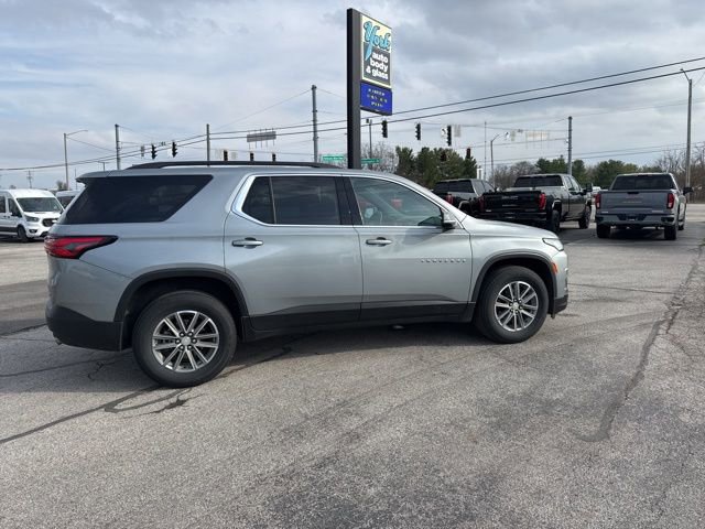 Used 2023 Chevrolet Traverse LT image 6