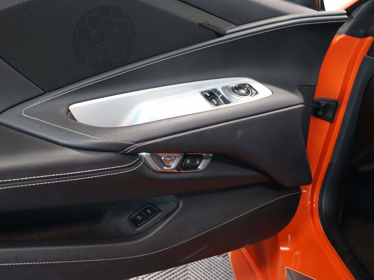 Certified 2020 Chevrolet Corvette Stingray Coupe w/ 1LT image 17