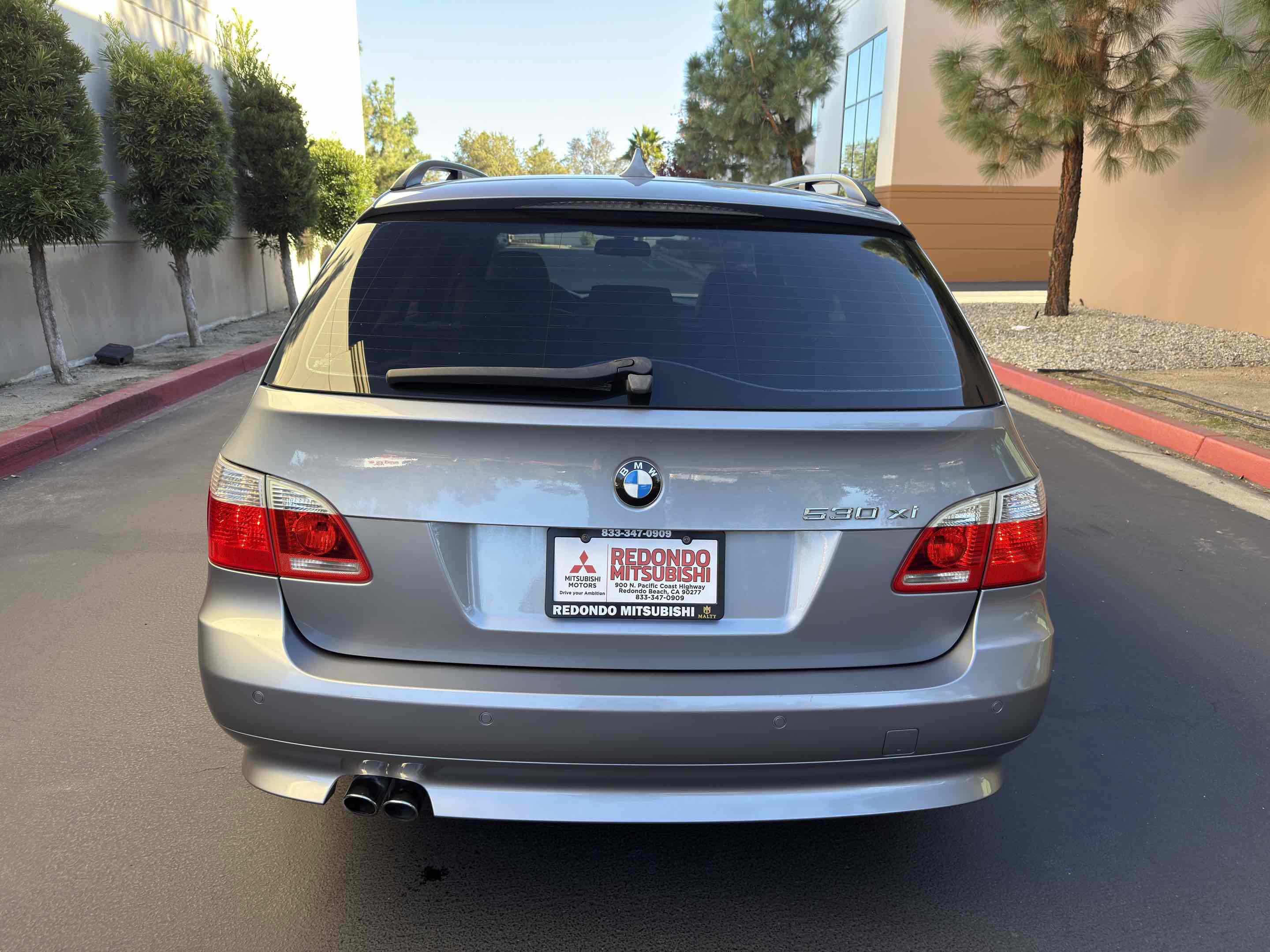 Used 2006 BMW 530xi Wagon image 12