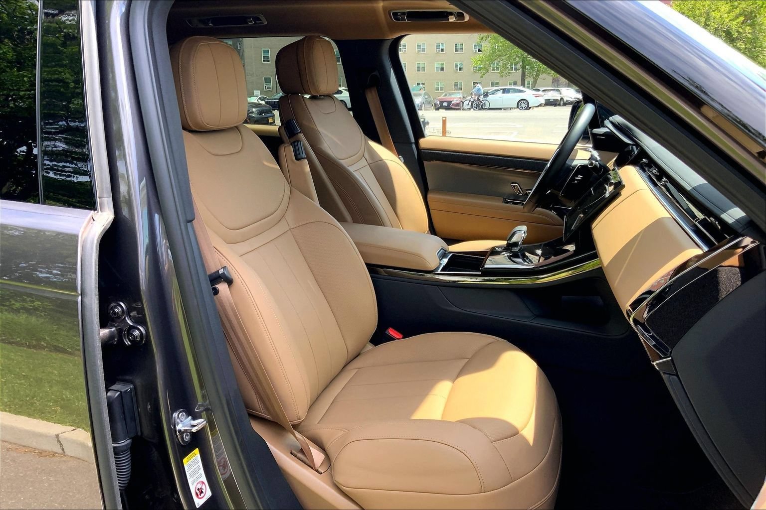 Certified 2026 Land Rover Range Rover Sport SE AWD/4WD image 8