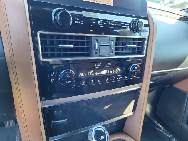 Used 2023 INFINITI QX80 Sensory w/ Cargo Package AWD/4WD image 34