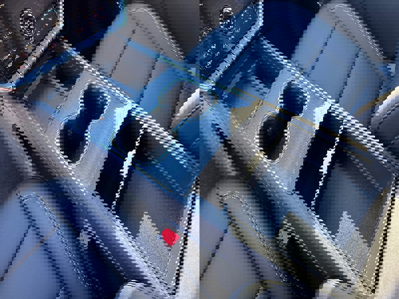 Used 2026 GMC Acadia Elevation w/ Black Edition image 32