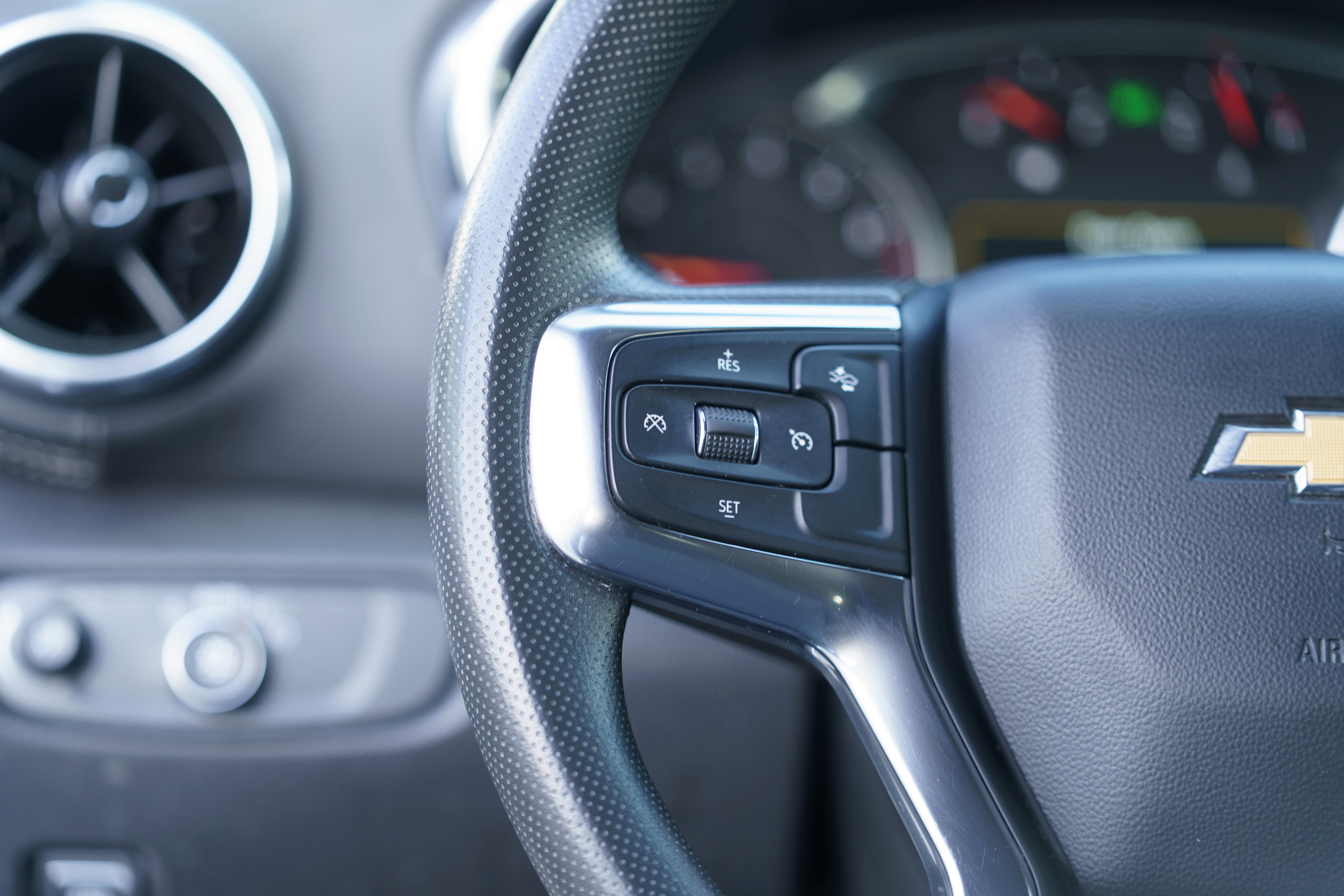 Used 2024 Chevrolet Blazer LT image 18