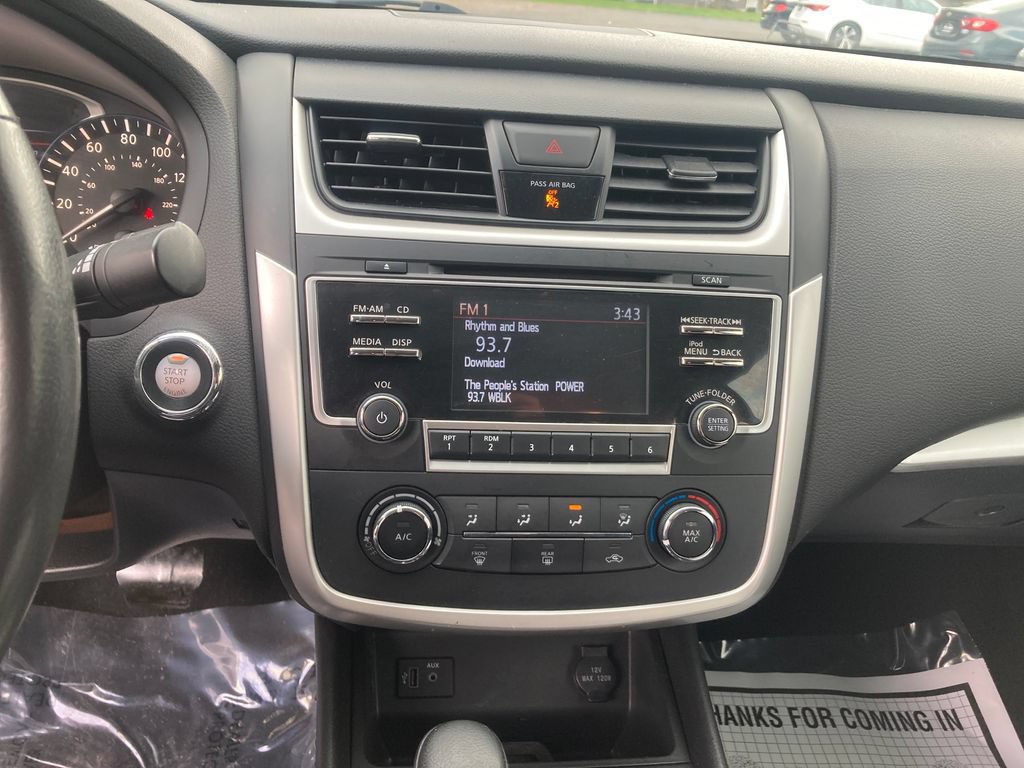 Used 2017 Nissan Altima 2.5 SR FWD image 22