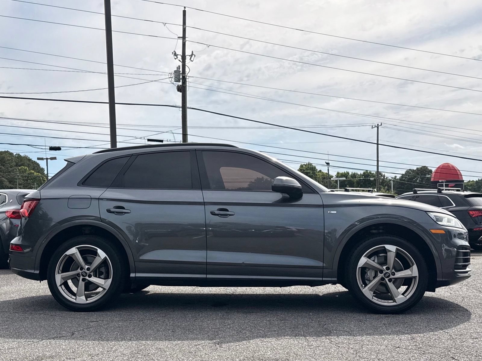 Used 2020 Audi Q5 2.0T Titanium Premium Plus w/ Premium Plus Package AWD/4WD image 6