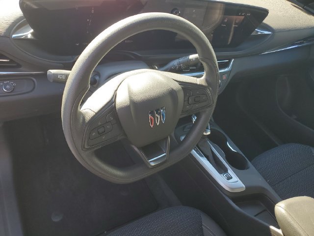 Used 2024 Buick Envista Preferred FWD image 12