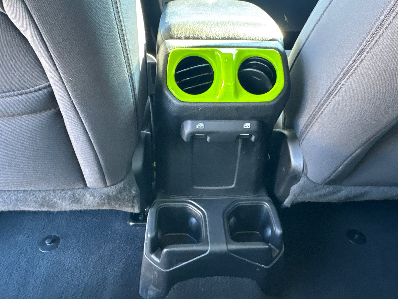 Used 2021 Jeep Wrangler Unlimited Sport AWD/4WD image 7