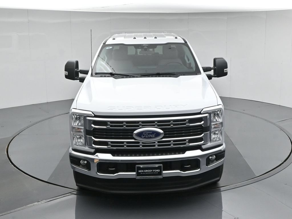 New 2026 Ford F350 XL w/ XL Chrome Package AWD/4WD image 33