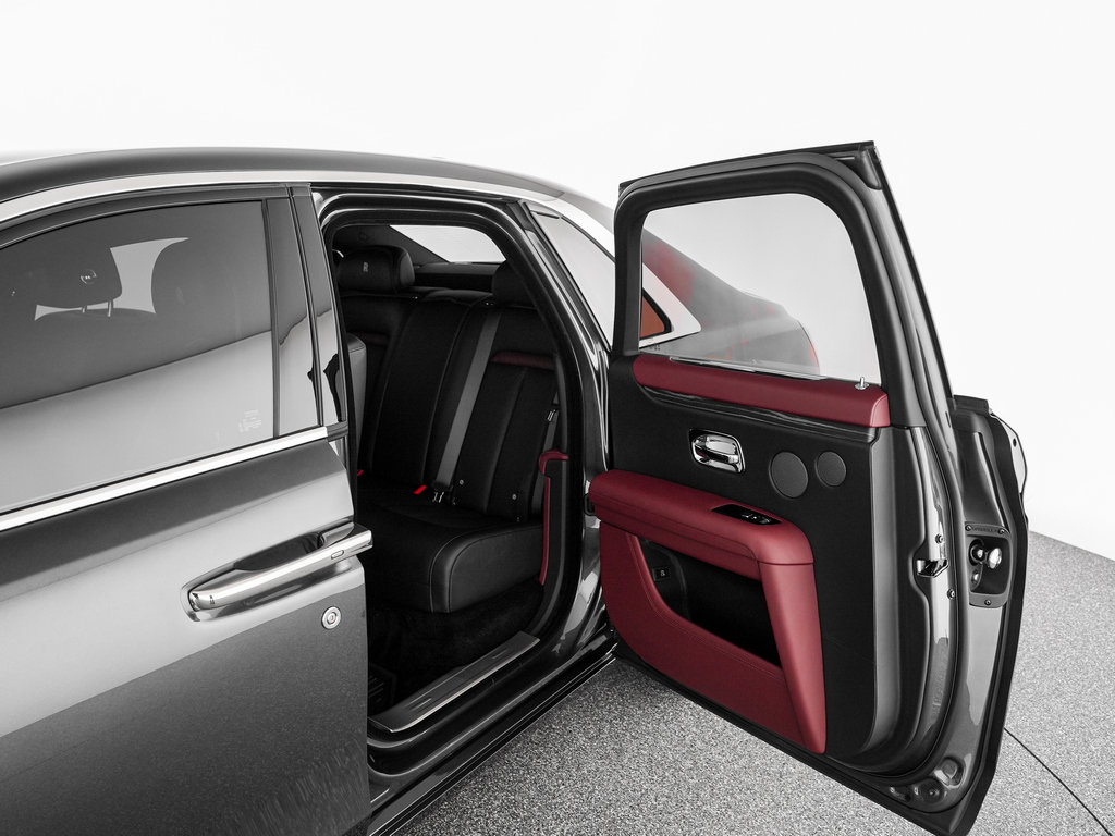 Certified 2023 Rolls-Royce Ghost AWD/4WD image 27